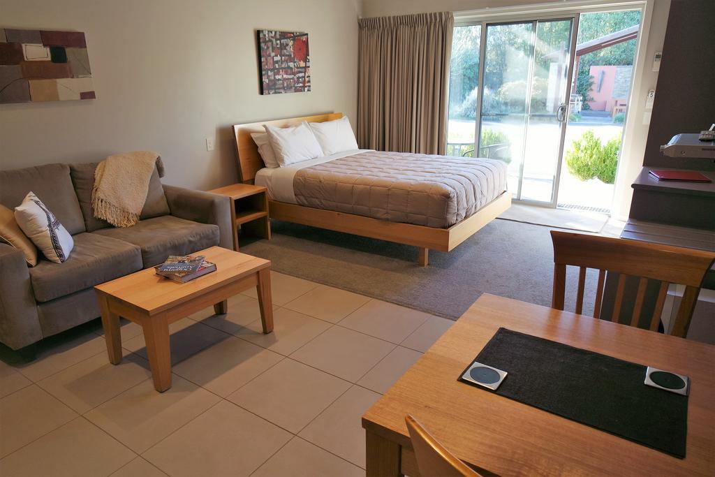 Must At Coonawarra Aparthotel Penola Exterior photo